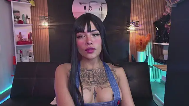 Scarlett collins02 online show from 12.18.24