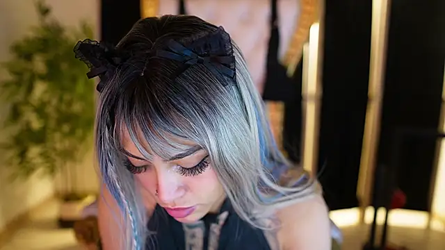 Snapshot of Scarlett_collins02 chatting on 10.20.25 Scarlett collins02 online show from 10.20.25