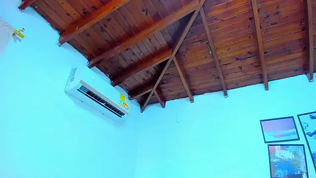 Gretta Queen online show from 11.18.25