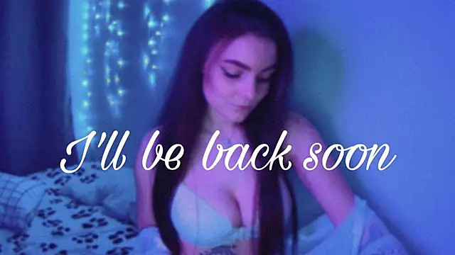 Snapshot of xwiuiwx chatting on 12.08.24 xwiuiwx online show from 12.08.24