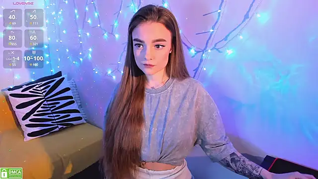 Snapshot of xwiuiwx chatting on 02.06.25 xwiuiwx online show from 02.06.25