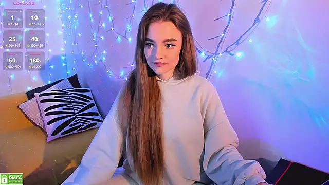 Snapshot of xwiuiwx chatting on 02.18.25 xwiuiwx online show from 02.18.25