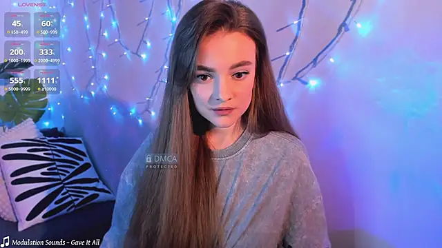 Snapshot of xwiuiwx chatting on 03.06.25 xwiuiwx online show from 03.06.25