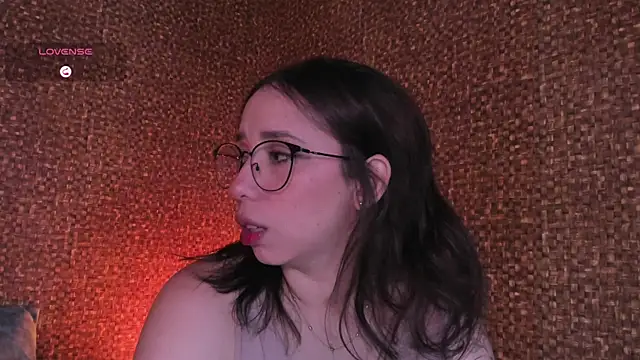 Apartment28 online show from 06.11.26