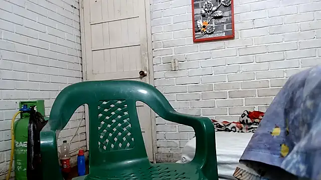 valeriaswang Lucas online show from 02.21.26