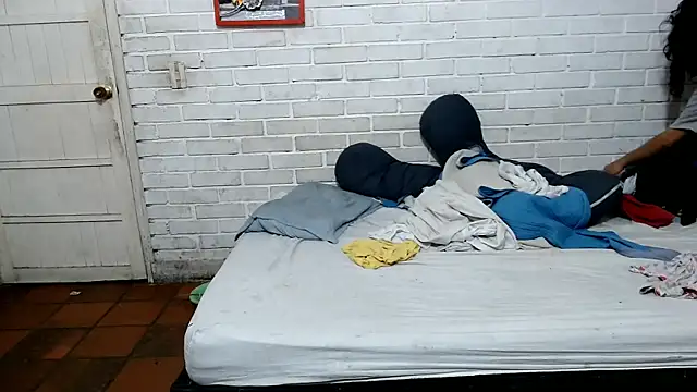 valeriaswang Lucas online show from 02.24.26