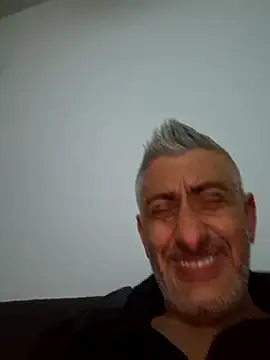 Snapshot of DildoG45 chatting on 12.21.25 DildoG45 online show from 12.21.25