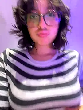 Snapshot of aurora_xoxo chatting on 12.02.24 aurora xoxo online show from 12.02.24