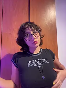 Snapshot of aurora_xoxo chatting on 03.18.25 aurora xoxo online show from 03.18.25