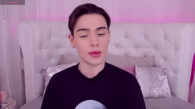 RobbyCharming online show from 01.03.25