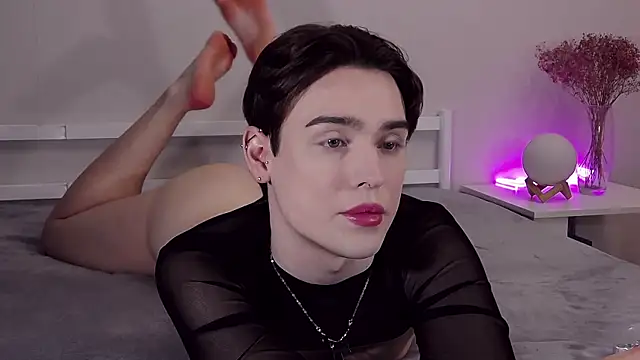 RobbyCharming online show from 05.23.26