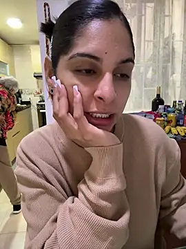 charlotte stevenss  online show from 01.23.25