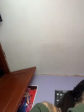 charlotte stevenss  online show from 09.14.25