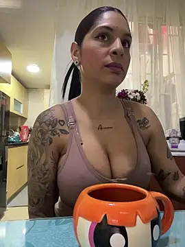 charlotte stevenss  online show from 11.18.25