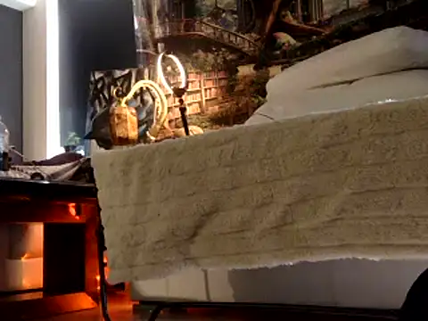 Snapshot of OSIRlS chatting on 01.26.25 OSIRlS online show from 01.26.25