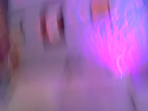 Snapshot of OSIRlS chatting on 10.19.25 OSIRlS online show from 10.19.25