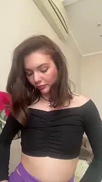 A lic E online show from 04.25.26