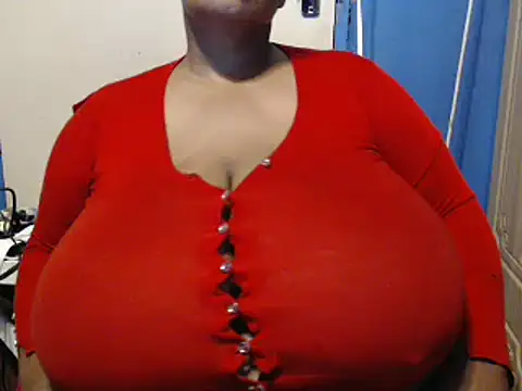 CUTEFIRMMELONSS online show from 12.12.24