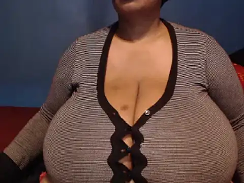 CUTEFIRMMELONSS online show from 01.23.25