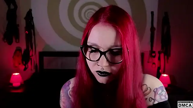 Snapshot of Amanita__Pantherina chatting on 03.11.25 Amanita Pantherina online show from 03.11.25