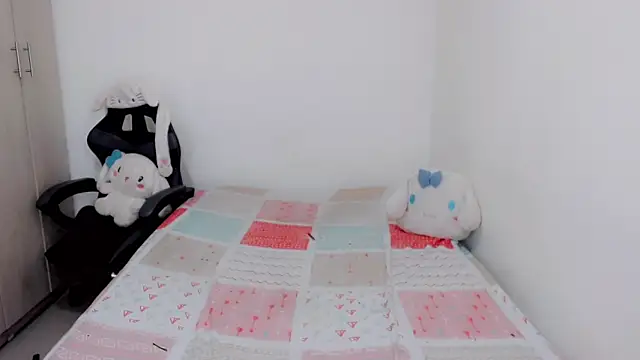 Youlittlepervertt  online show from 10.14.25