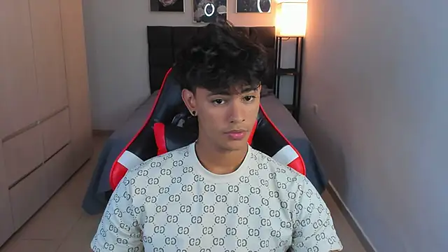 Snapshot of eren_lord chatting on 02.07.25 eren lord online show from 02.07.25