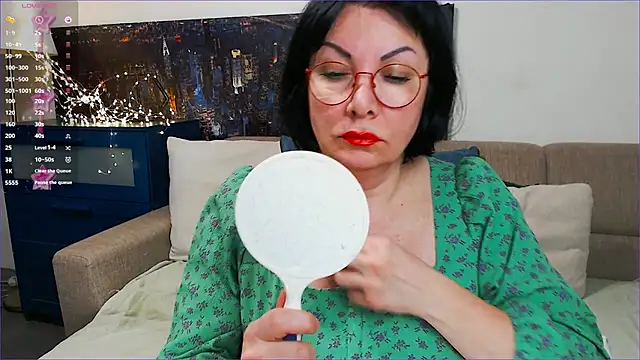 SquirtySlut online show from 02.14.25