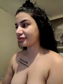 Snapshot of Samira30 chatting on 12.12.24 Samira30 online show from 12.12.24