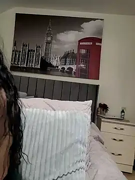 Snapshot of Samira30 chatting on 01.03.25 Samira30 online show from 01.03.25