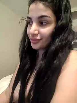 Snapshot of Samira30 chatting on 01.23.25 Samira30 online show from 01.23.25