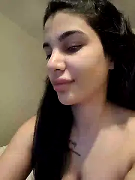 Snapshot of Samira30 chatting on 02.03.25 Samira30 online show from 02.03.25