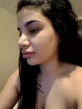 Snapshot of Samira30 chatting on 02.09.25 Samira30 online show from 02.09.25