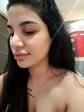 Snapshot of Samira30 chatting on 03.14.25 Samira30 online show from 03.14.25