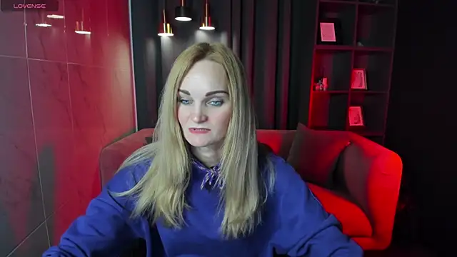 SaraSubtlety online show from 09.30.25