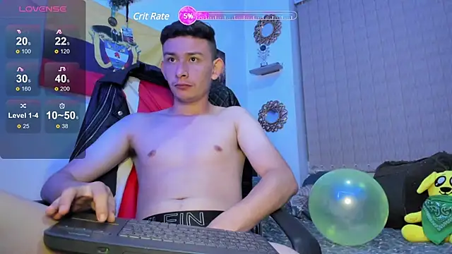 Snapshot of Christ_Miller3 chatting on 12.24.24 Christ Miller3 online show from 12.24.24