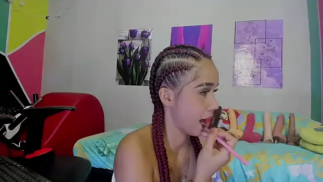 MarianaManzur online show from 02.07.25