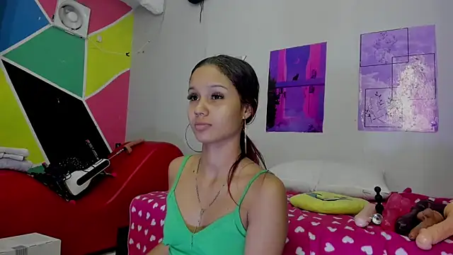 MarianaManzur online show from 02.28.25