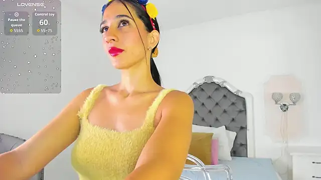 Valentina Ross  online show from 07.07.26