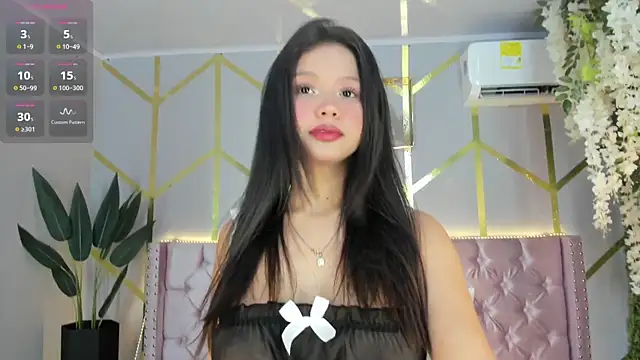 Snapshot of candy_beck chatting on 01.06.25 candy beck online show from 01.06.25
