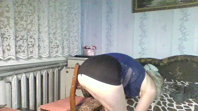 Annie Heart online show from 09.19.25