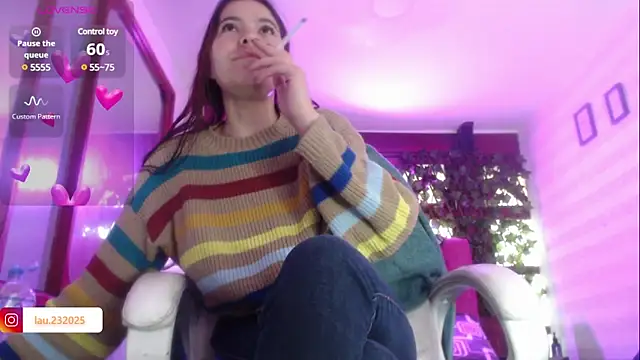 Laurel23  online show from 02.19.25