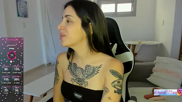 Snapshot of belu_arg chatting on 01.13.25 belu arg online show from 01.13.25