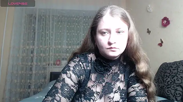 Snapshot of CumCpl chatting on 02.04.25 CumCpl online show from 02.04.25