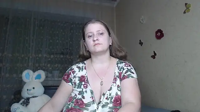 Snapshot of CumCpl chatting on 09.13.25 CumCpl online show from 09.13.25