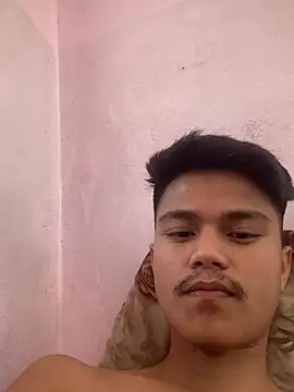 Hullax online show from 04.15.26