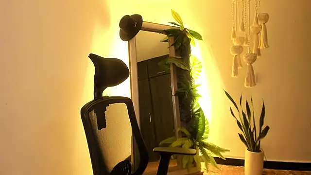 Mala Bad online show from 03.20.25