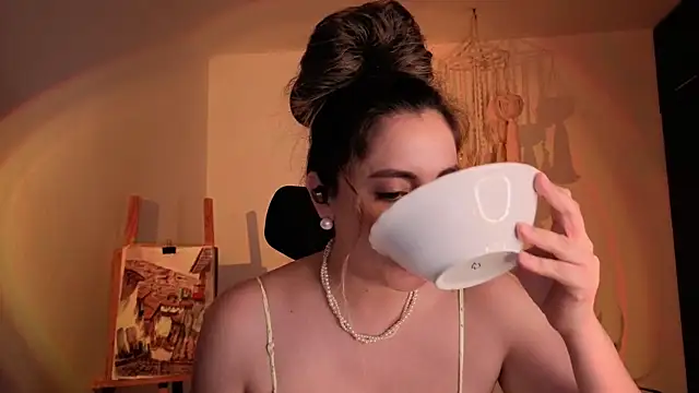 Mala Bad online show from 11.24.25