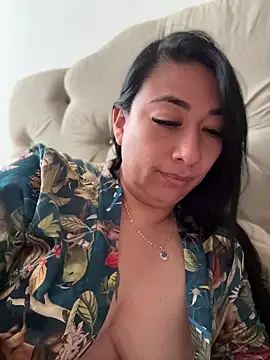 Karina Yang online show from 07.08.26