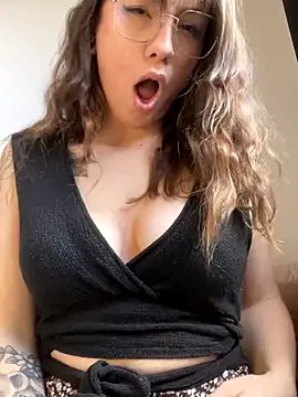 TalullaX online show from 12.02.24