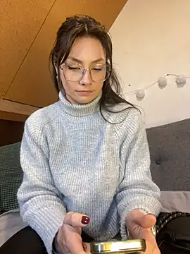 TalullaX online show from 12.10.24